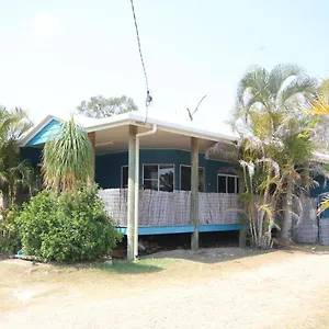  Homestay Castaway House- No Parties - No Pets
